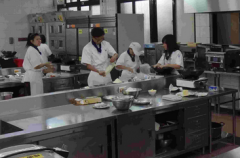 餐飲管理面對(duì)不同行業(yè)消費(fèi)者